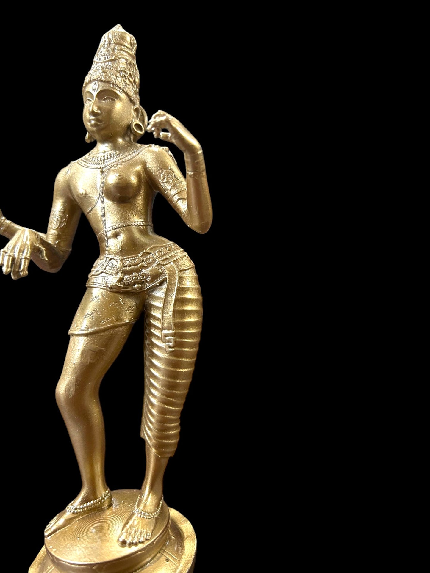 Divine Ardhanarishvara Idol – The Divine Union of Shiva and Parvati