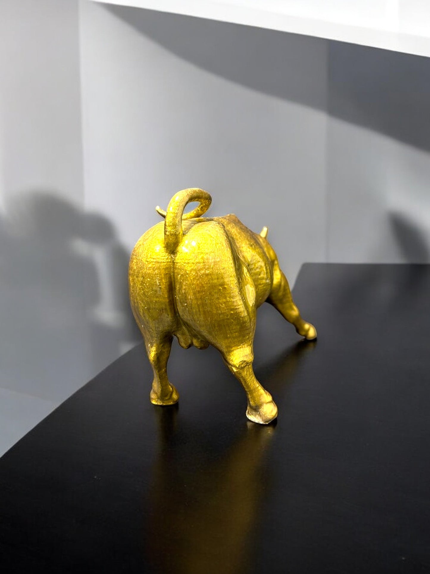 Charging Bull Figurine | Bull Sculpture | Vastu| Home Decor | Gifts|
