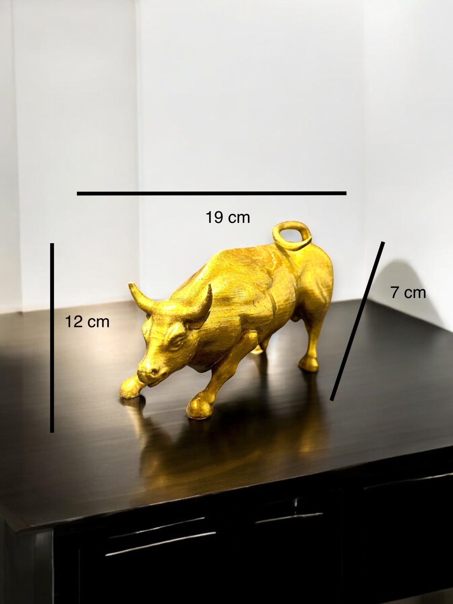 Charging Bull Figurine | Bull Sculpture | Vastu| Home Decor | Gifts|