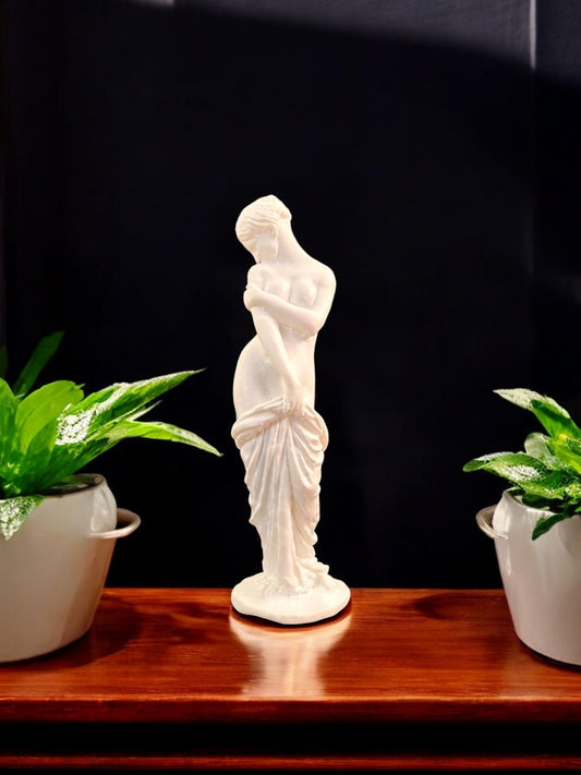 Bella Dona Sculpture