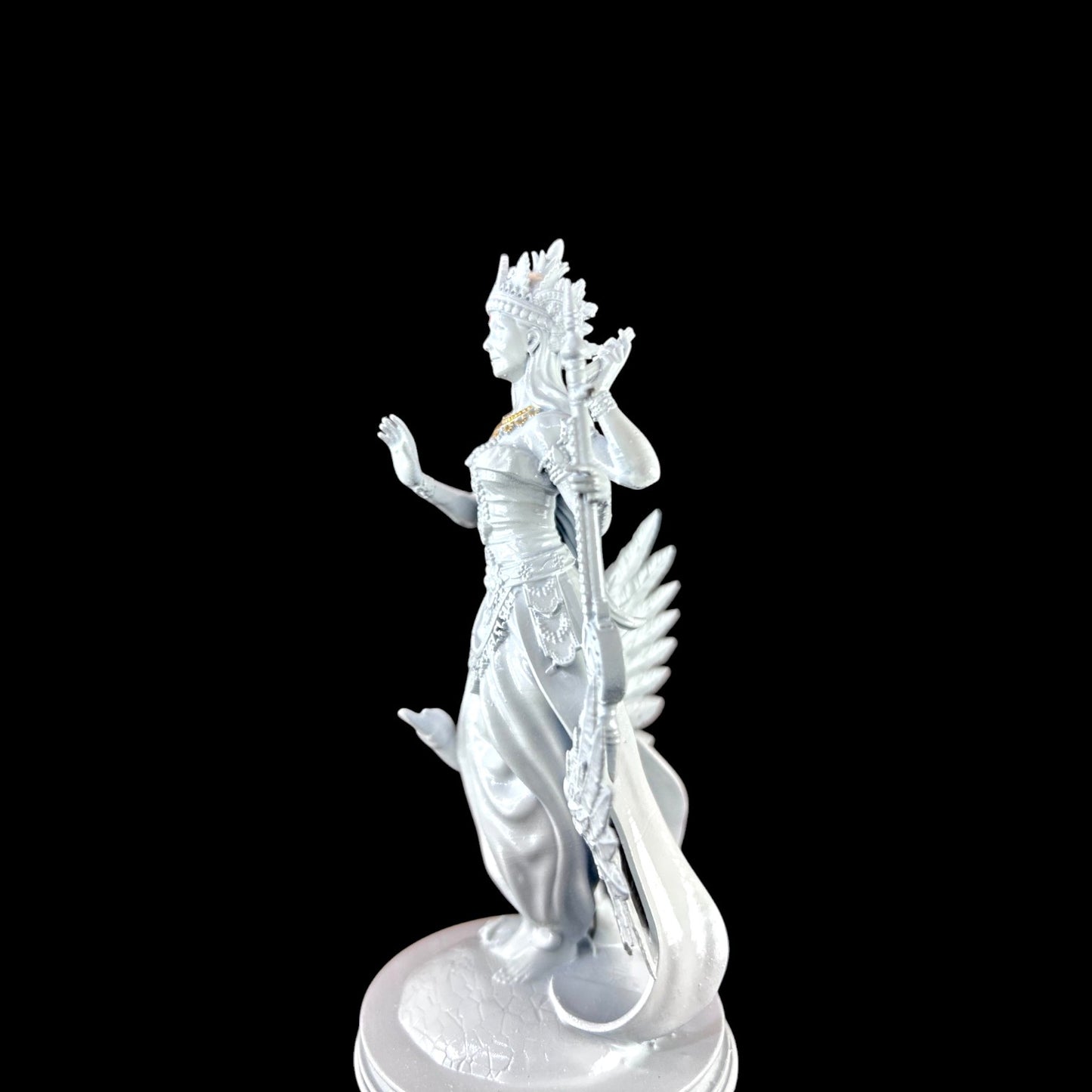 Elegant Saraswati Maa Idol for Home Temple | Goddess of Wisdom & Learning | Divine Resin Statue